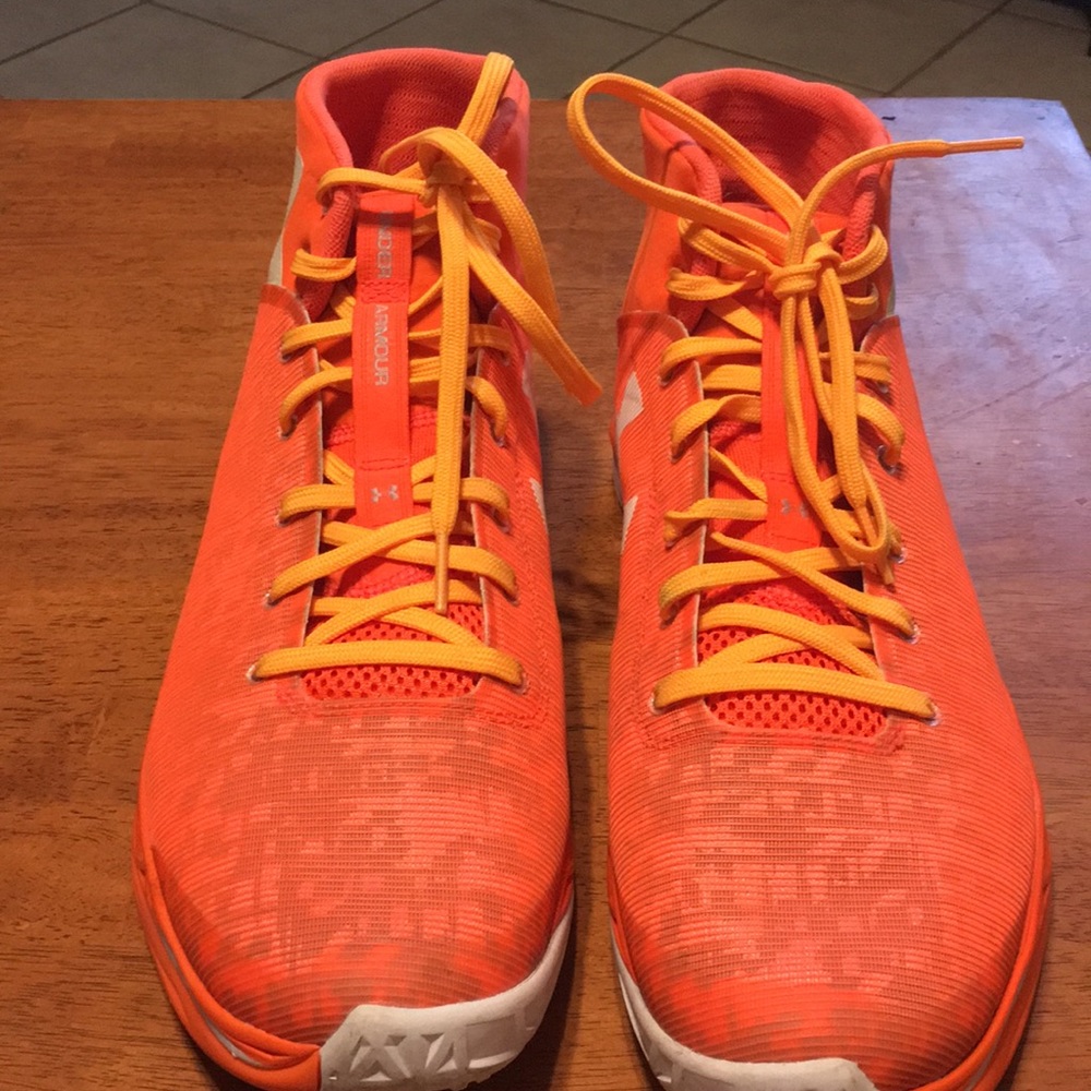 Under Armour Basketball shoes